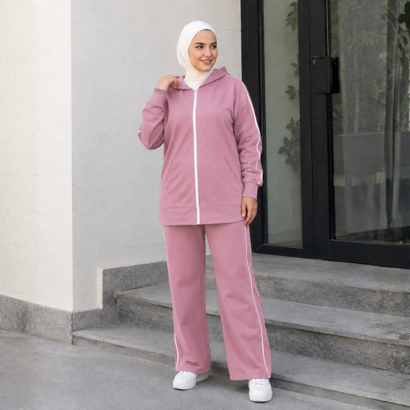 طقم رياضي نسائي أنيق بغطاء رأس